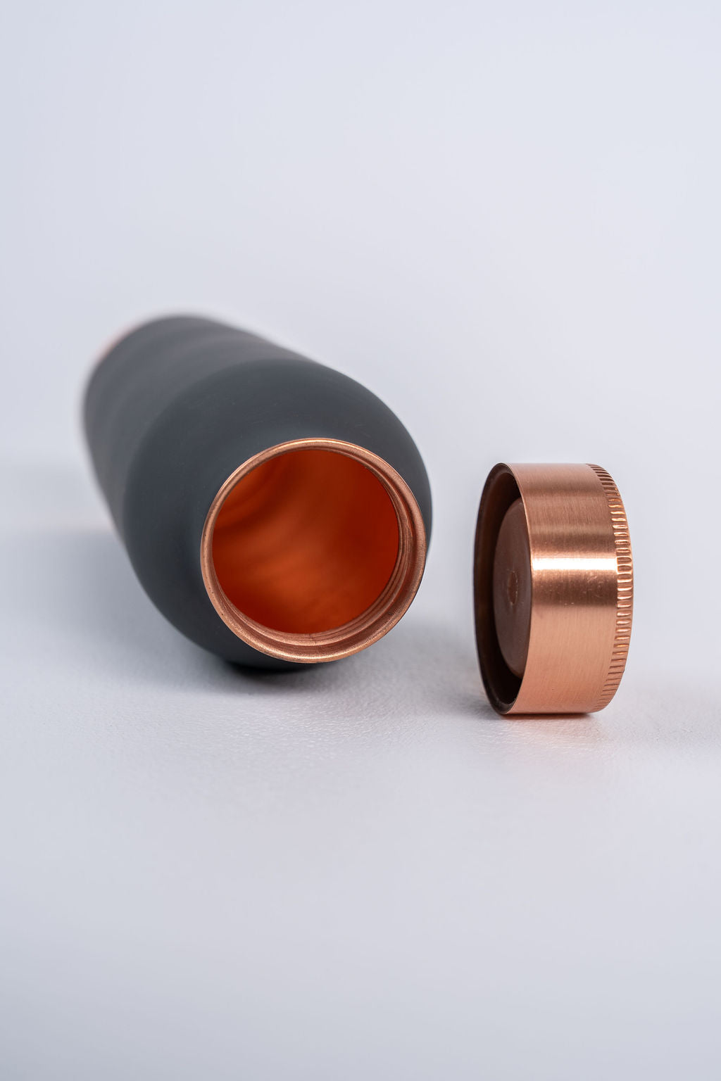 Copper Bottle 900ml Matte Gray
